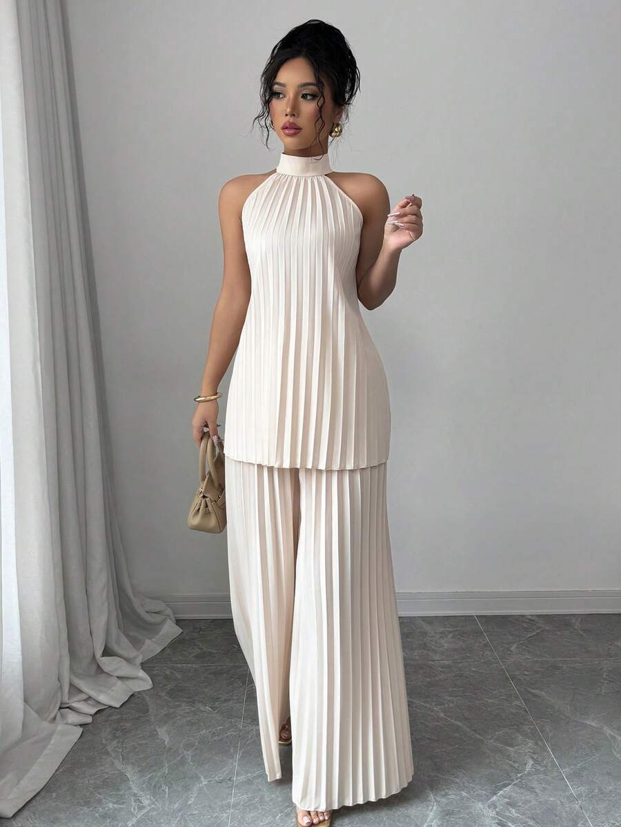 Dona Pleated Set