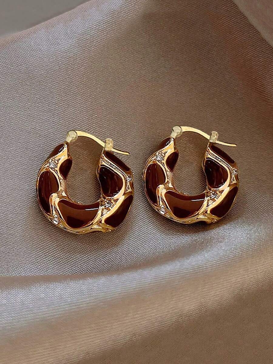 Elarae Hoop Earrings
